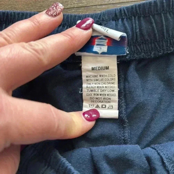 Seahawks sleepwear.  Men’s size medium.  Good condition! No stains or holes. - Picture 3 of 5